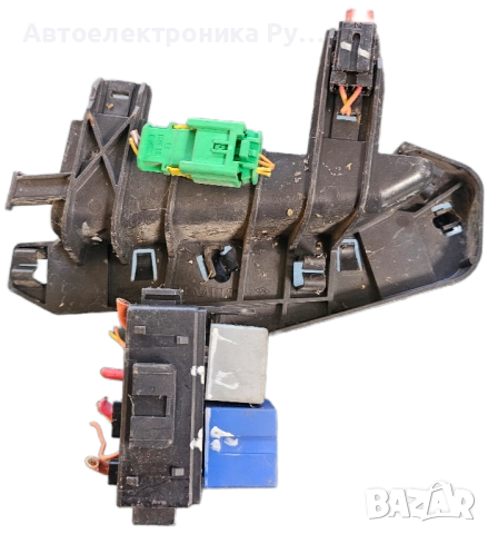 Кутия с предпазители Clio 3 ,8200241944 ,8200358192 ,Renault