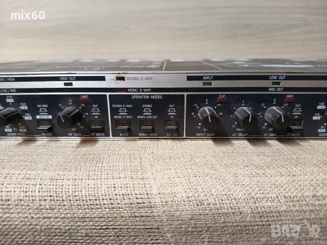 Продавам crossover Behringer CX2300, снимка 4 - Ресийвъри, усилватели, смесителни пултове - 52955524
