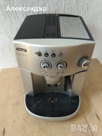 Кафеавтомати De’Longhi Magnifica, снимка 5 - Кафемашини - 52352648