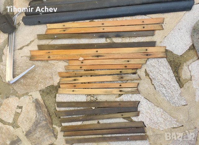 Части за Мерцедес W111, снимка 14 - Автомобили и джипове - 43563441