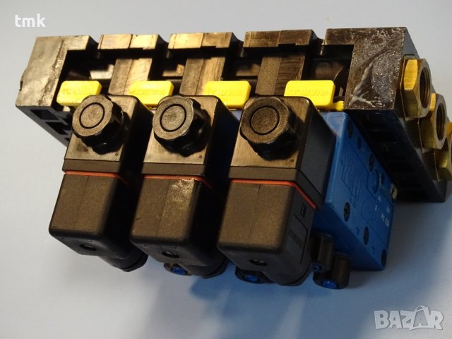 Пневматичен разпределител WABCO 572 740...0 24V DC, снимка 6 - Резервни части за машини - 40528399