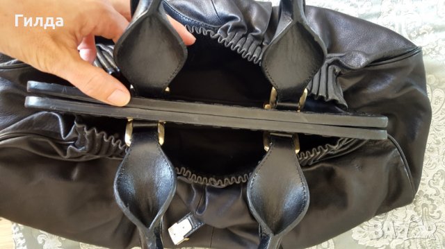 чанта Hugo Boss 100% автентична естествена кожа черна, снимка 10 - Чанти - 26820880