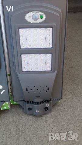 Соларна лампа 40W с pir датчик за движение, IP65 + дистанционно, снимка 1 - Лампи за стена - 26319921
