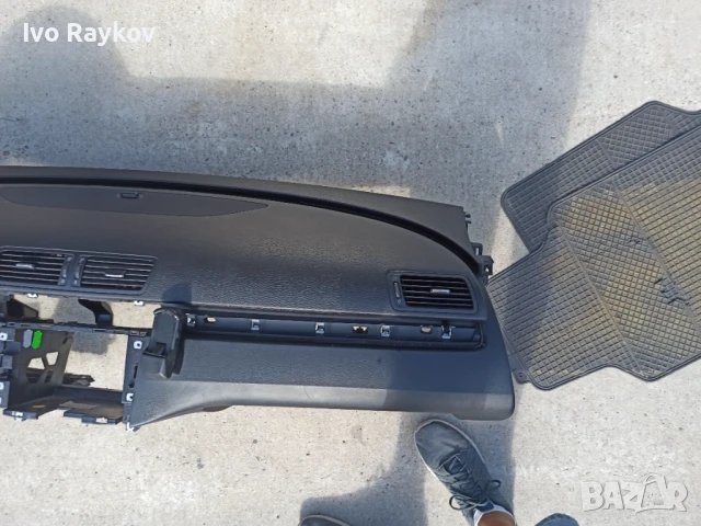 Табло .Арматурно за VW Passat 6 , 3C1 857 003 SW , снимка 4 - Части - 51393257