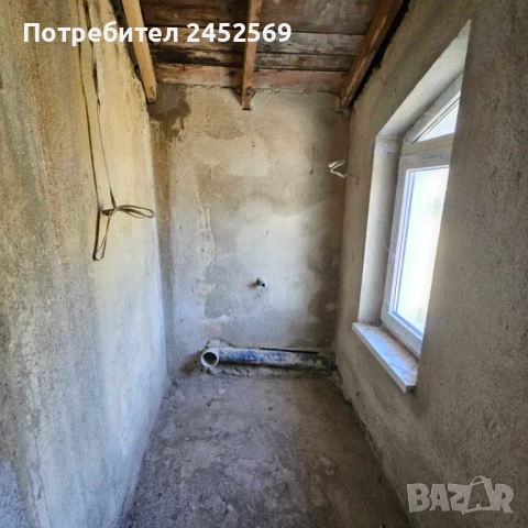 Продавам двуетажна къща в с.Изгрев,общ.Суворово,обл.Варна, снимка 10 - Къщи - 50799712