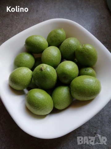 Сладко от зелено орехче лек