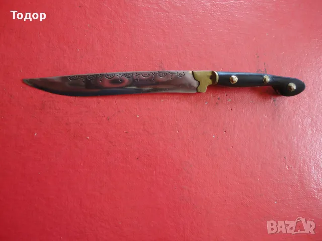 Ергенски нож каракулак рог гравюри , снимка 6 - Ножове - 48351936
