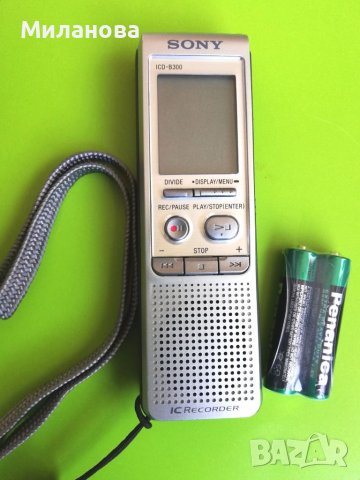 Диктофон ръчен, цифров Sony ICD-B3000 памет 64MB, 37часа , снимка 1 - Друга електроника - 38520790