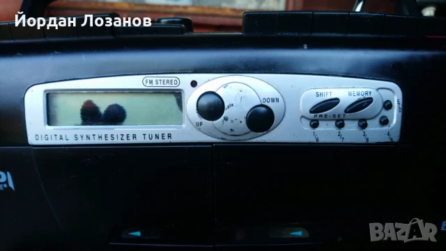 Радиокасетофон, снимка 2 - Радиокасетофони, транзистори - 50949941