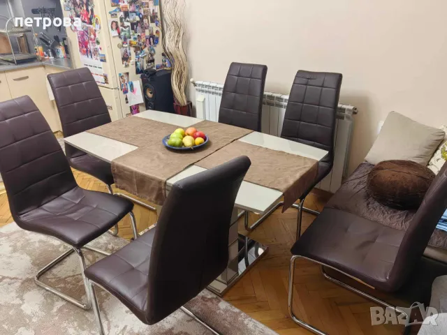 6 бр. трапезни стола за 300 лв.