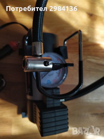 12 V КОМПРЕСОР ЗА ВЪЗДУХ С ВГРАДЕН МАНОМЕТЪР ЗА ПОМПАНЕ НА ГУМИ  , снимка 8 - Аксесоари и консумативи - 38241132