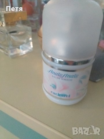 Шишета от парфюми, снимка 18 - Дамски парфюми - 32348290