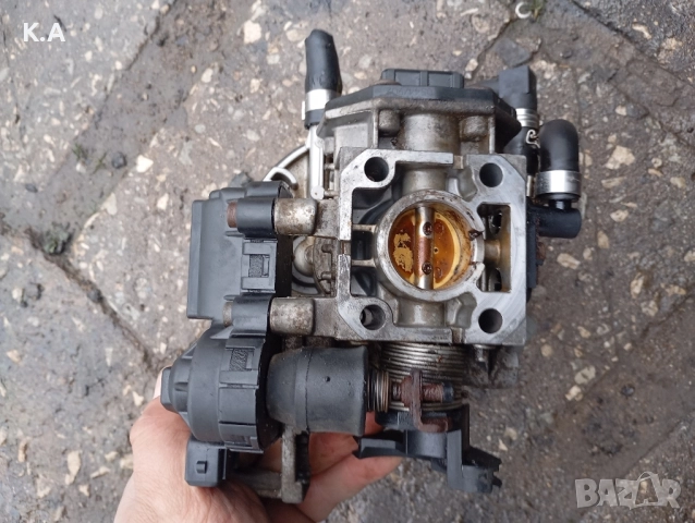 Моноинжекция Peugeot 106 0132008600, снимка 3 - Части - 52515189