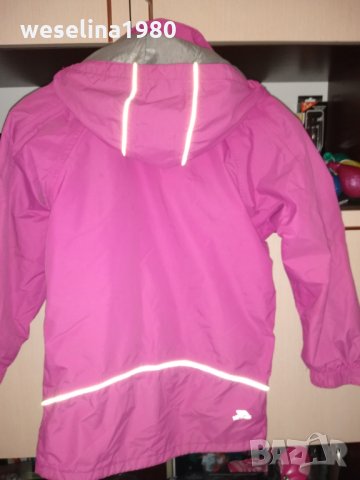Продавам пролетно-есенно яке за момиче waterproof, снимка 3 - Детски якета и елеци - 27097107
