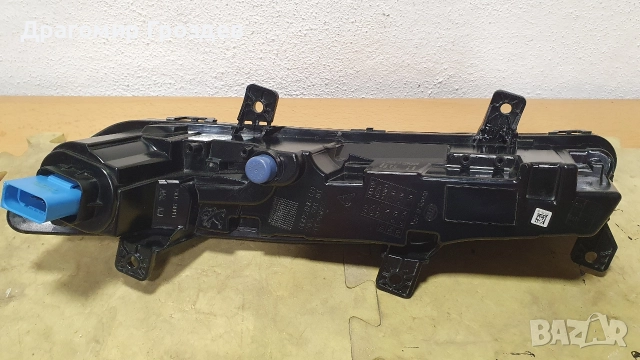 Лява DRL ( дневна светлина) за Пежо 308 III / Пежо 308 (2021-2024), снимка 8 - Части - 52673349