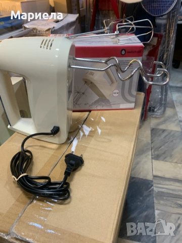 НОВ Ръчен миксер 300W с 2 комплекта бъркалки, снимка 7 - Миксери - 52688914