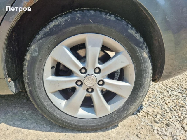 Toyota Corolla Verso 2.2 D4D На части, снимка 9 - Автомобили и джипове - 50723395