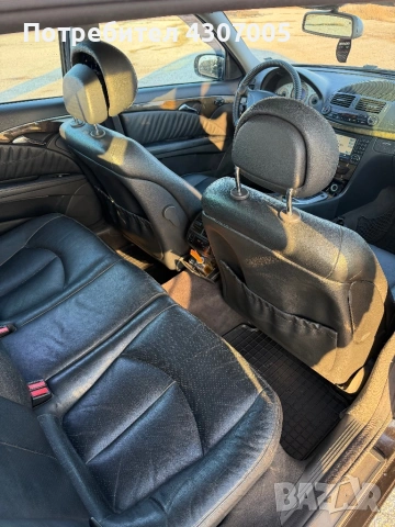 Mercedes Benz E 320 / 2003г., снимка 8 - Автомобили и джипове - 53145641