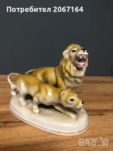 Стара българска порцеланова фигура