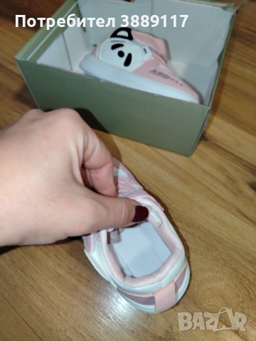 Детски маратонки НОВИ, снимка 5 - Детски маратонки - 52576967