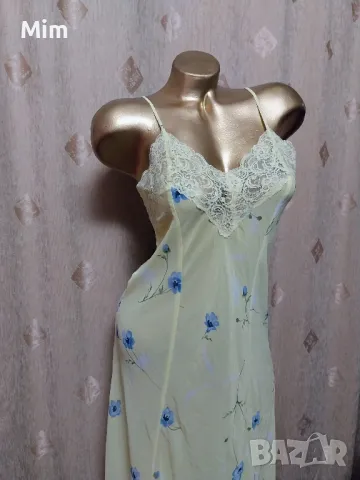 М Жълта дълга нощница на сини цветя 