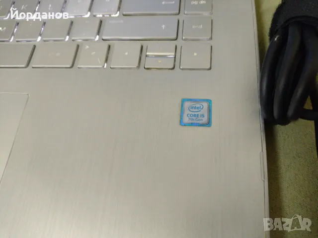 работещ HP Pavilion x360 Convertible Core i5 7th gen /2gb.ram цял за ремонт или части!, снимка 8 - Части за лаптопи - 50153192