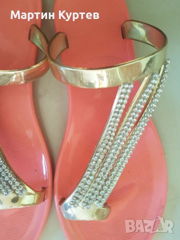 Дамски спортни обувки и ефектни плажни чехли, снимка 7 - Дамски ежедневни обувки - 38489217