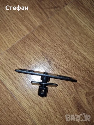 Адаптор за двунога , снимка 2 - Оборудване и аксесоари за оръжия - 49517275