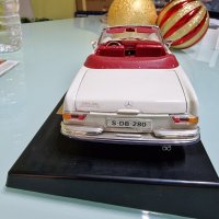 Mercedes 280 SE 1966 (1:18), снимка 4 - Колекции - 43483621