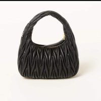 Черна луксозна чанта MiuMiu кодSG82, снимка 3 - Чанти - 40346203