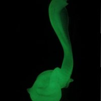 Фосфоресцираща и променяща цвета си змия - кобра фигура пластика статуетка, снимка 2 - Статуетки - 33517776