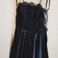Официална черна рокля с телесна мрежа , снимка 2 - Рокли - 33114862
