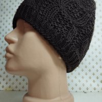 Дамска плетена шапка - дпш11, снимка 1 - Шапки - 43296959