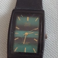 Дамски часовник Q/Q WATER RESIST 10 BAR красив стилен дизайн 41726, снимка 1 - Дамски - 43892993