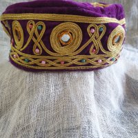 Ритуална кадифена шапка,тюбитейка със сърма, снимка 2 - Антикварни и старинни предмети - 43593693