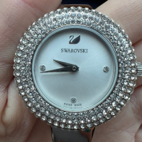 Оригинален часовник Swarovski , снимка 2 - Дамски - 44891009