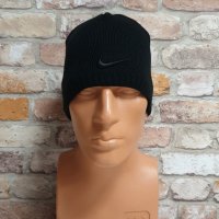 Нова зимна шапка на марката NIKE (Найк) с черно лого, снимка 4 - Шапки - 43270767