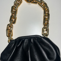 Мини луксозна черна чанта, снимка 2 - Чанти - 44914870