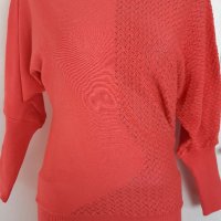 ДАМСКА БЛУЗА  -  Размер М  / L , снимка 1 - Блузи с дълъг ръкав и пуловери - 38494976