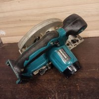 Циркуляр Макита/makita BSS 610, снимка 1 - Други инструменти - 35127784