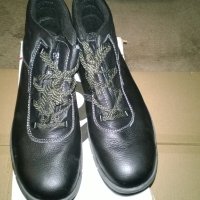 Работни обувки с метално бомбе, снимка 1 - Други - 40659854