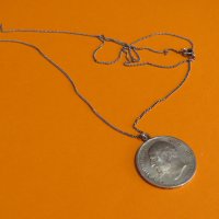 Медальон със рядък сребърен 1 лев 1913г Фердинандъ 1 с сребърен синджир - рядкост и ценност за ценит, снимка 3 - Колиета, медальони, синджири - 37536711