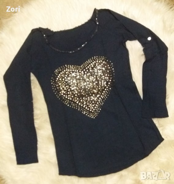 ТЪМНОСИНЯ риза/блуза от памучен еластичен плат със сърце от пайети и кабсички, снимка 1
