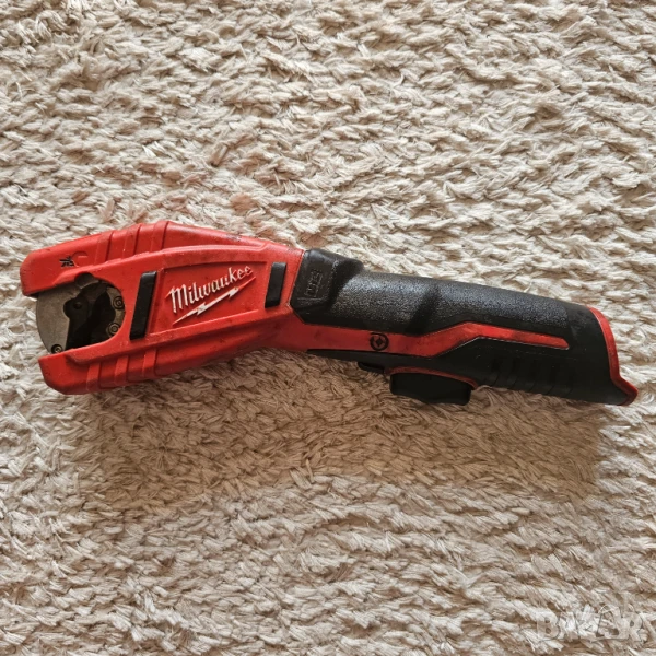 Millwaukee C12PC тръборез, ЛИПСВА режещото колело и оста му, снимка 1