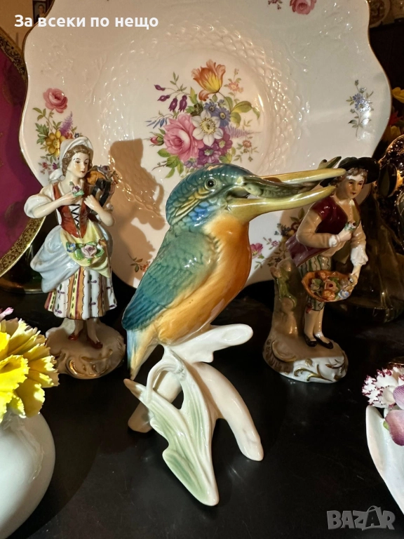 Karl Ens Germany - “Рибарчето” изключително красива птица с плячка в човката Код P1686, снимка 1