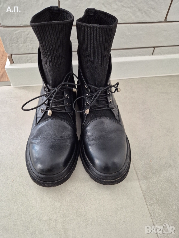 Дамски боти Sara pen, снимка 1