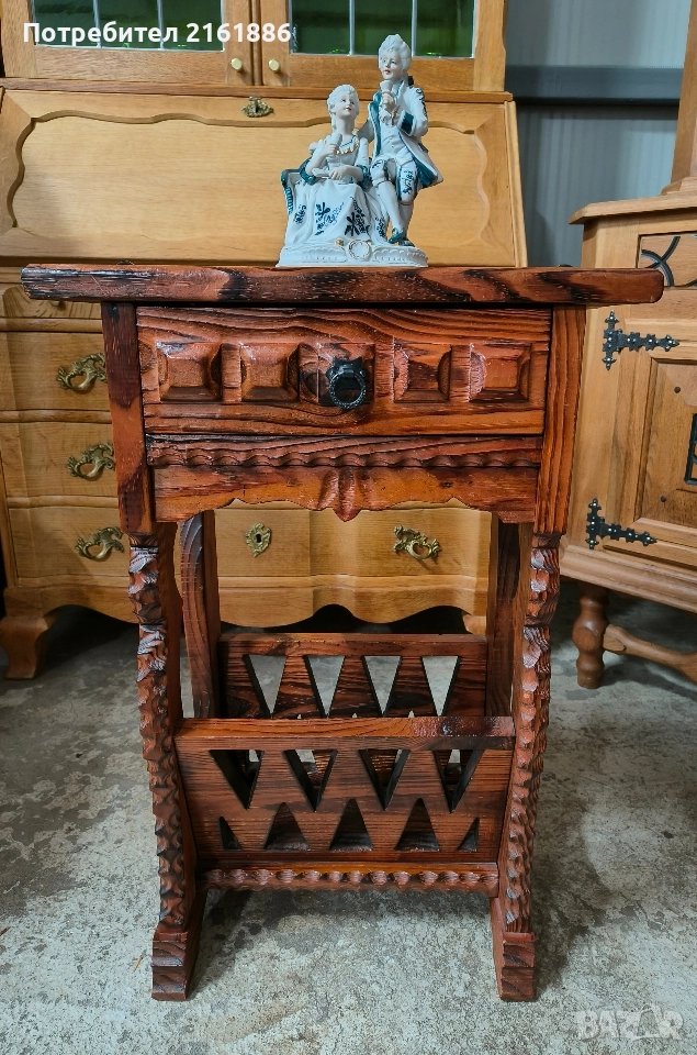 Помощна маса/ стойка за вестници и списания , снимка 1