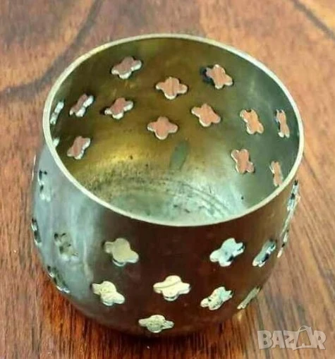 Стар Бронзов свещник с кръстове, снимка 1