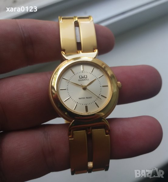 Дамски часовник Q&Q G002-010, снимка 1