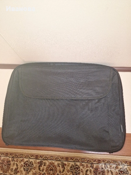 Продавам чанта за лаптоп , снимка 1